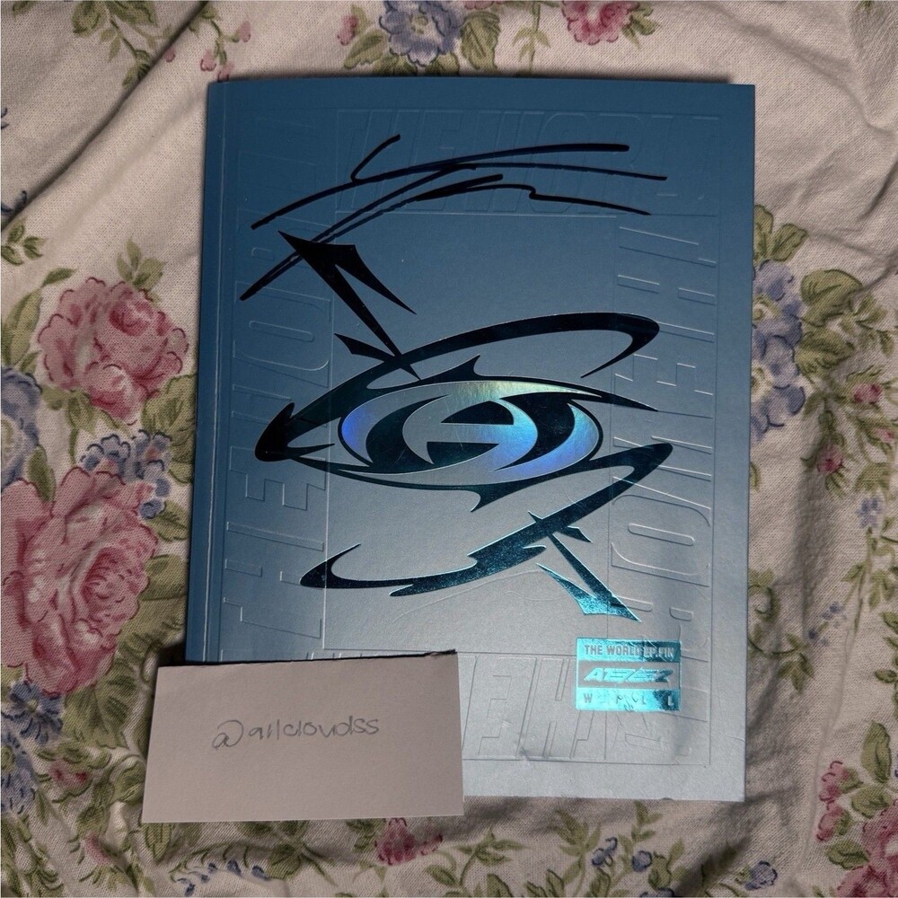 ATEEZ The World Ep.Fin Will Album Yunho Signed Damaged Interior Kpop